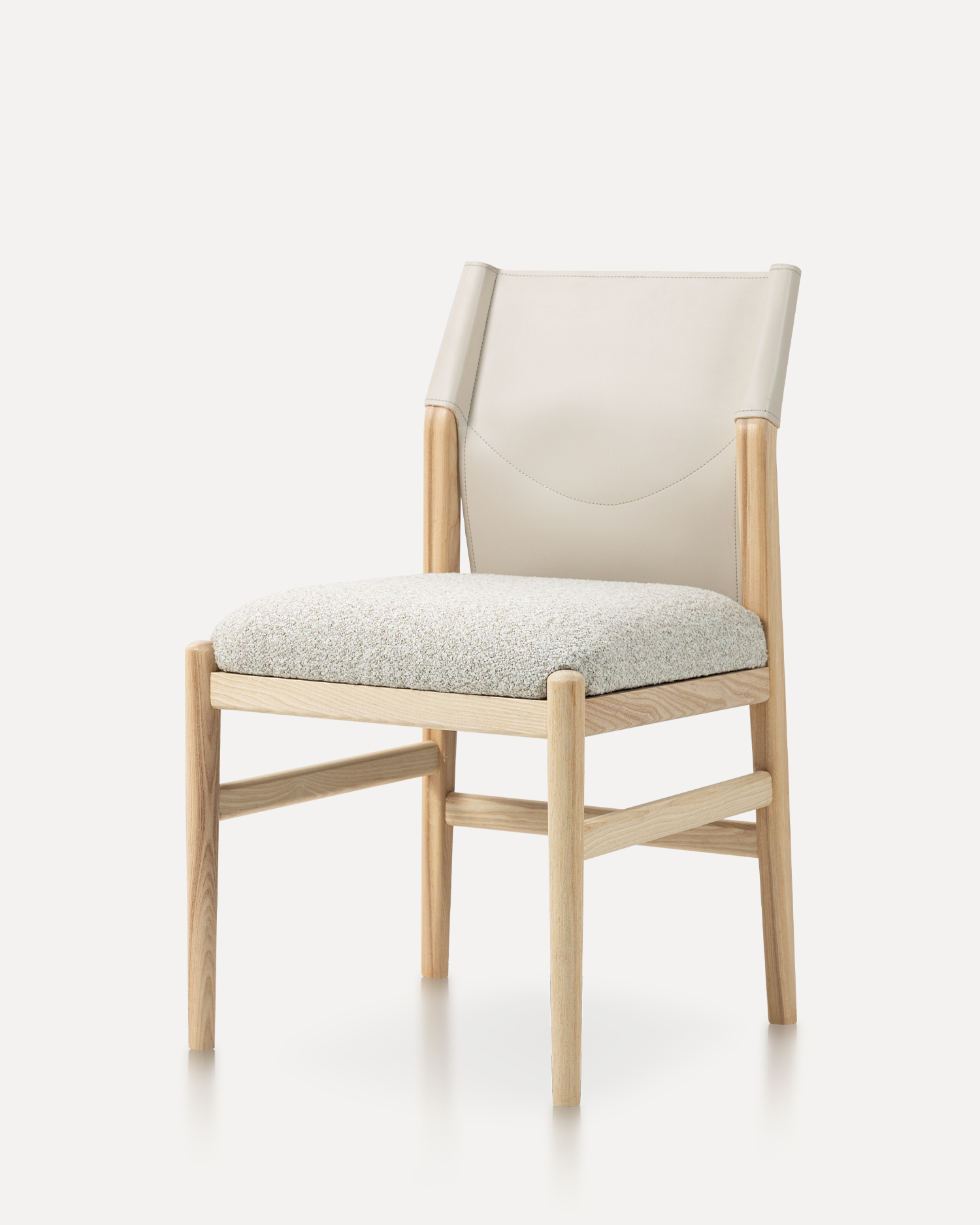 Udobno sedlo kožna drvena stolica