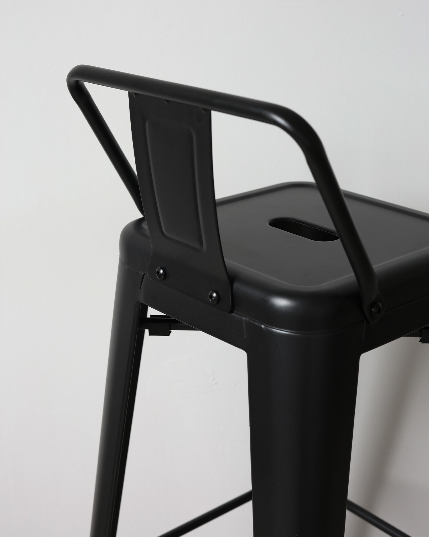 Vintage stolice za dizajn željeza Vintage stolice za dizajn željeza