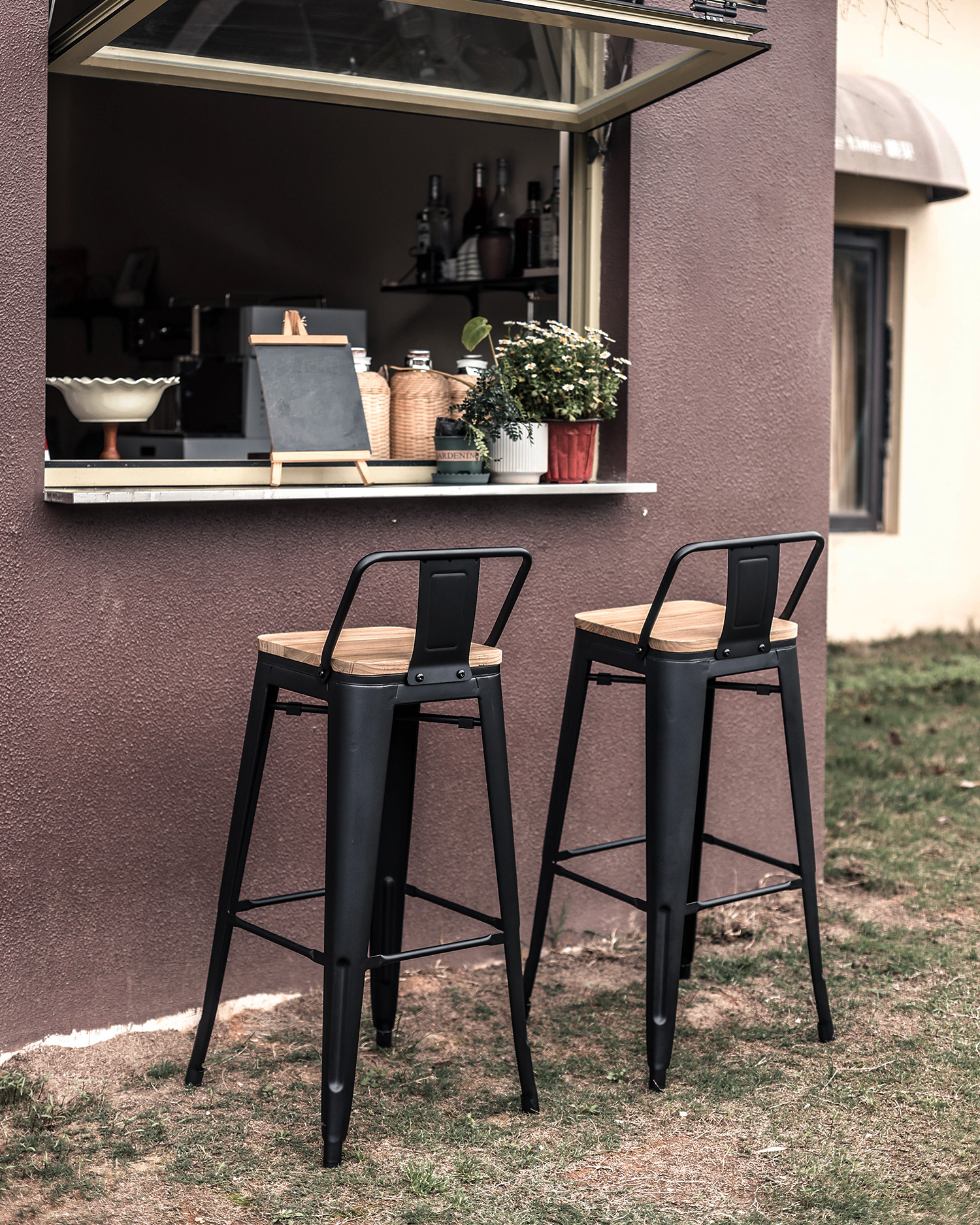 Rustikalne stolice za dizajn terasa Rustikalne stolice za dizajn terasa